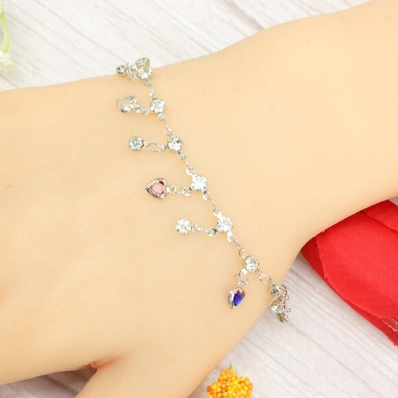 "Trendy Handmade Bracelet – A Thoughtful Gift for Girls & Women | UNVRC1320 - Picture 1 of 10